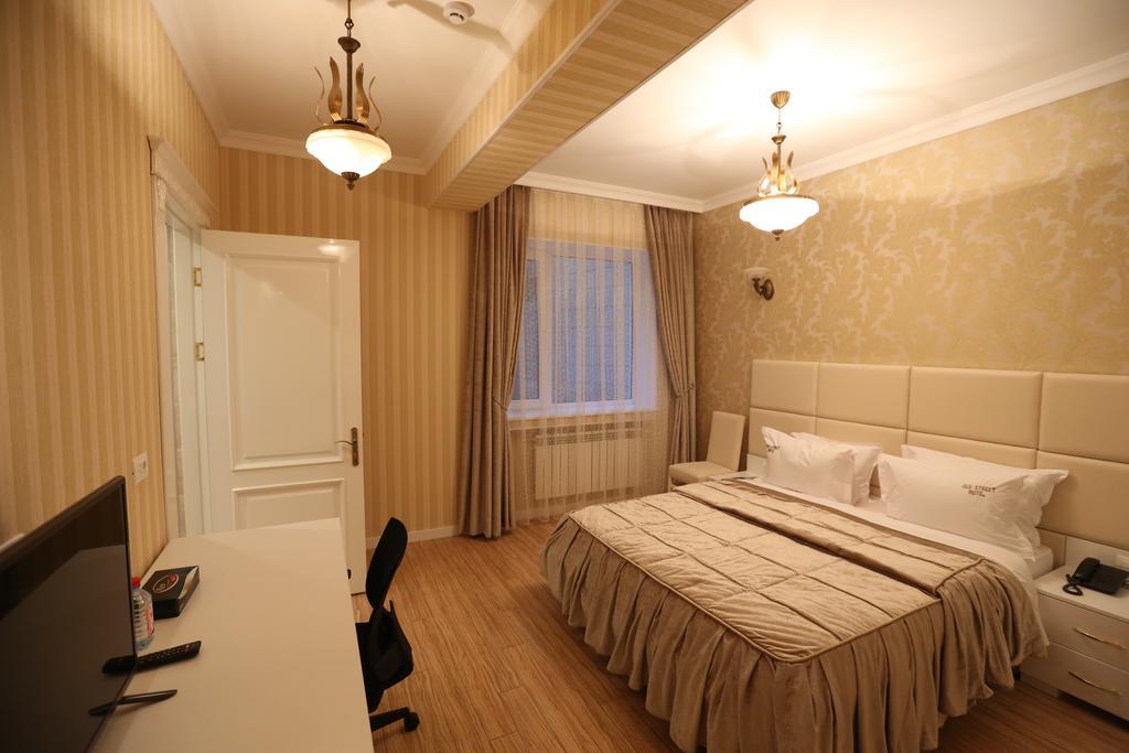 Old Street Boutique Hotel Баку Стая снимка